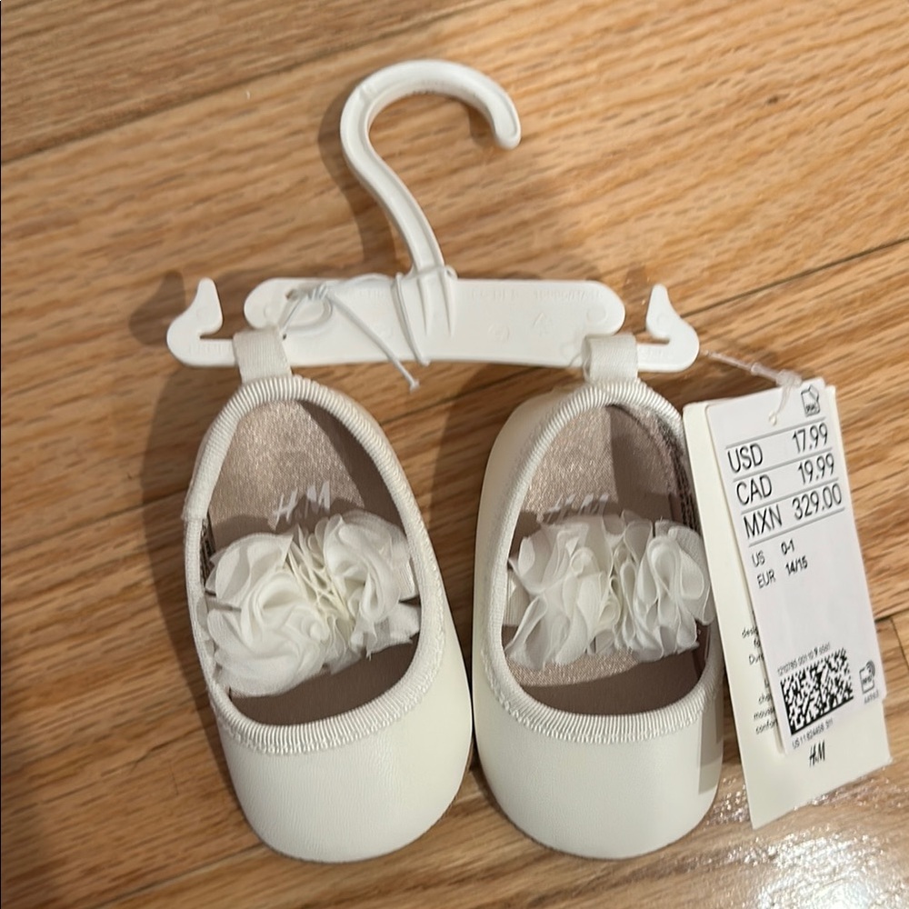 H&M Cream Kids Shoes